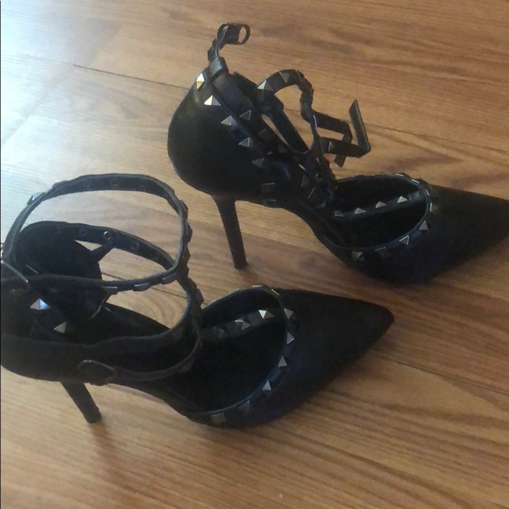 NWT heels